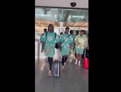 友谊赛连爆冲突：葡智互殴两红，小维阿飞铲引德美对峙