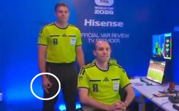 FIFA调查VAR裁判’OK’手势 涉种族主义指控