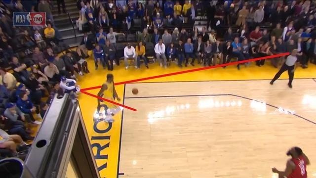 足球芯片触球技术启示:NBA出界争议或迎终结,杜兰特踩线绝杀将成历史 足球芯片触球技术启示:NBA出界争议或迎终结,杜兰特踩线绝杀将成历史