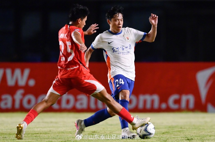 山东泰山5-0横扫广西恒宸 泽卡戴帽陈蒲李小恒建功 山东泰山5-0横扫广西恒宸 泽卡戴帽陈蒲李小恒建功