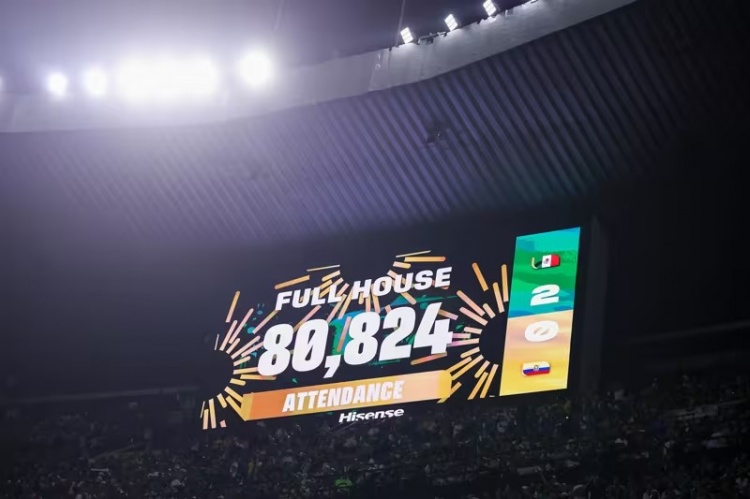 80824人见证！墨西哥2-0厄瓜多尔，阿兹特克爆满晋级16强