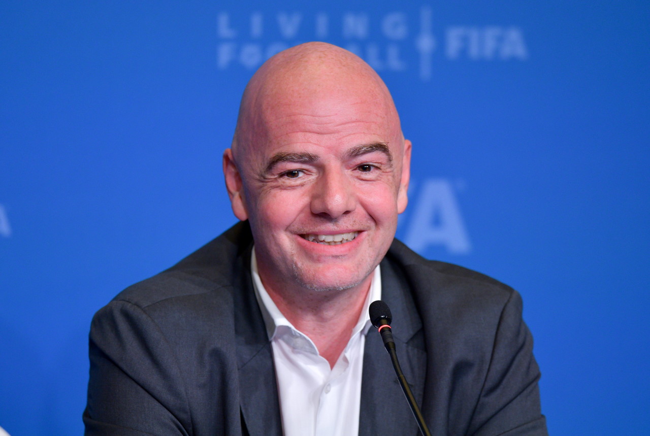 因凡蒂诺效仿NFL:FIFA卖股为CEO铺路6400万年薪