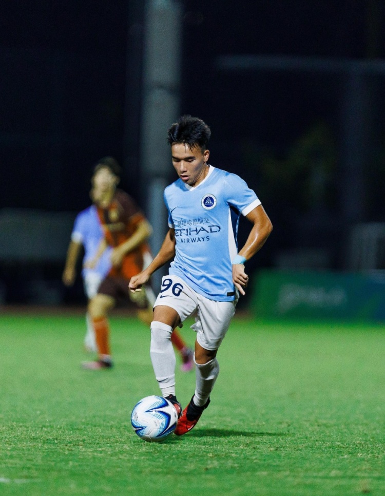 深圳新鹏城U20主场2-1逆转陕西联合U20 冯禹豪程鑫建功 深圳新鹏城U20主场2-1逆转陕西联合U20 冯禹豪程鑫建功