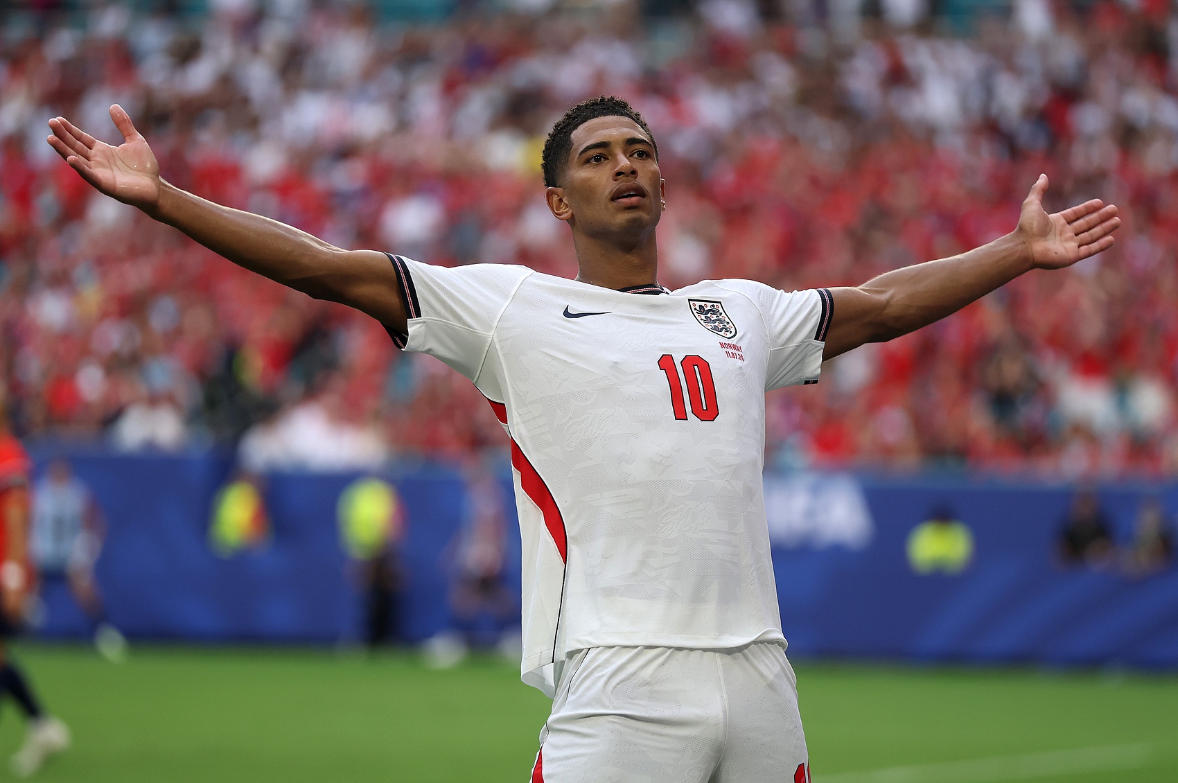 ESPN前腰榜:B费居首,21助攻破英超纪录 ESPN前腰榜:B费居首,21助攻破英超纪录