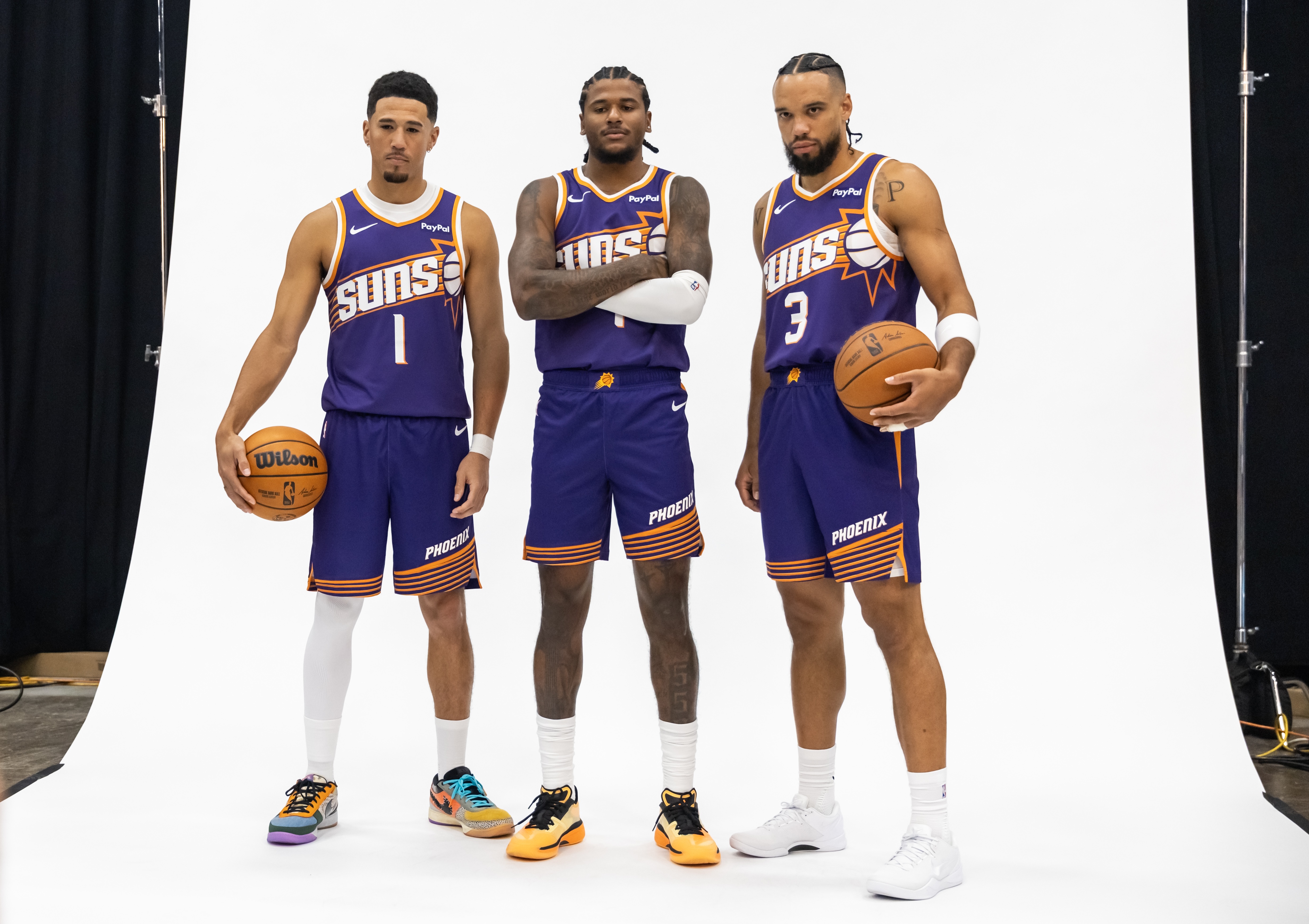 太阳2K能力值：布克91 狄龙82 杰伦·格林81 小桥80 马威78