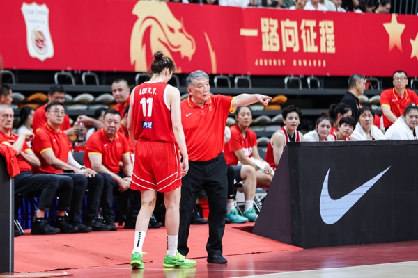 奥胡斯前进对阵科灵IF高清直播